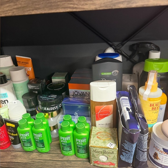 Saturday Night NEW Pallet Health & Beauty 7:30 EST - Picture 8 of 16